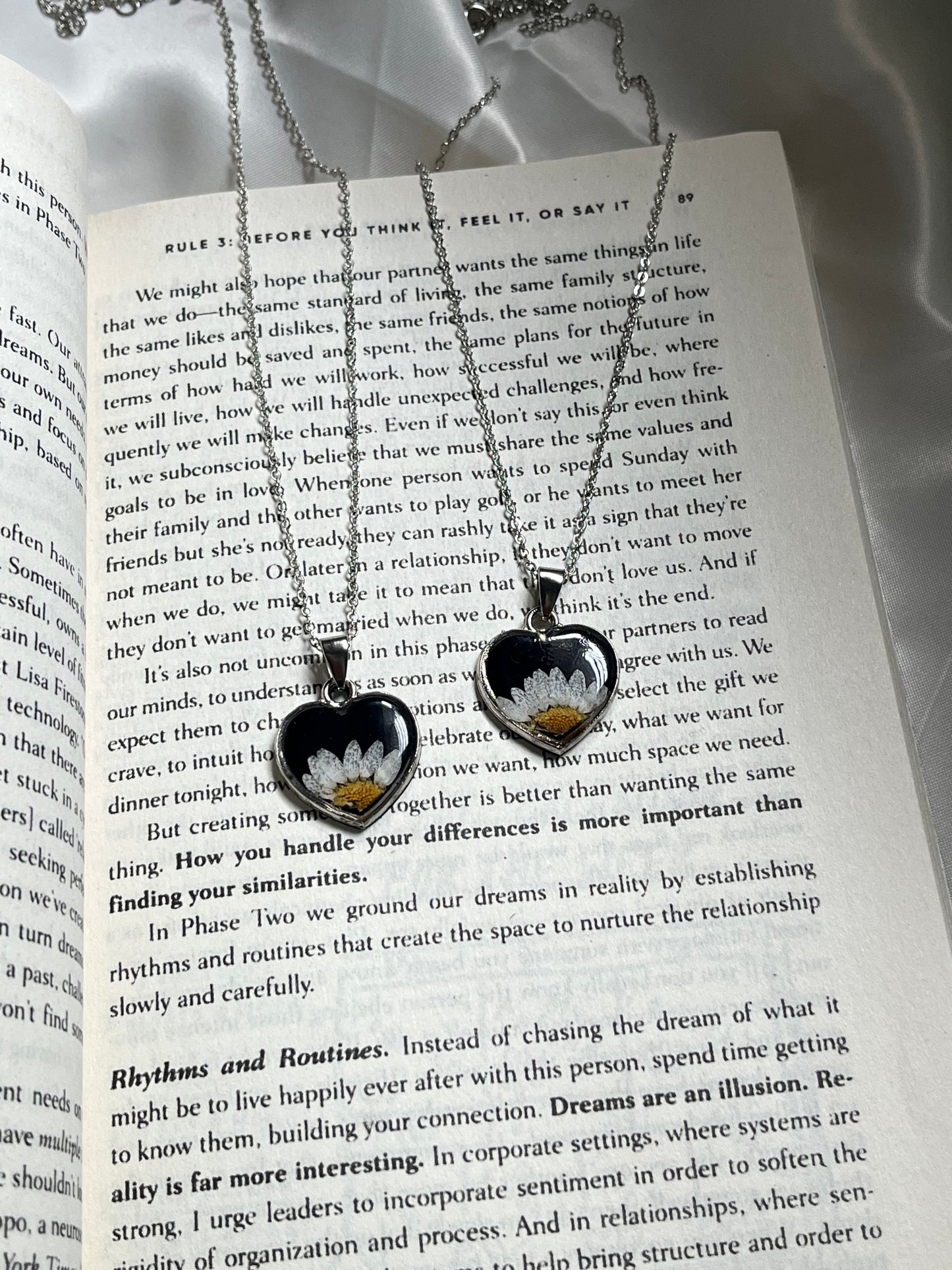 Daisy Heartbeat Pendant