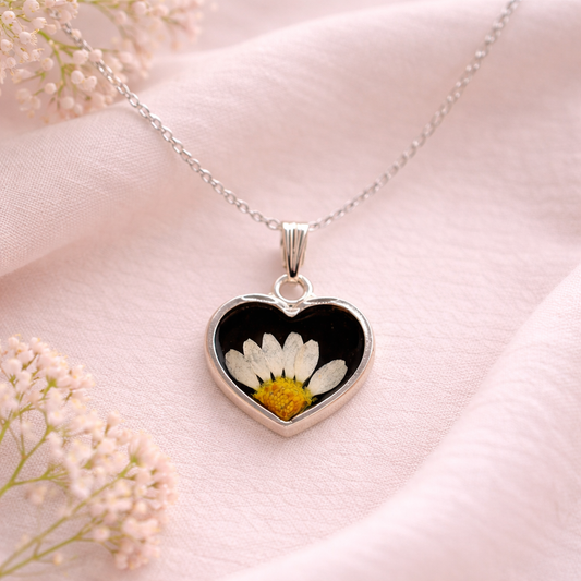 Daisy Heartbeat Pendant